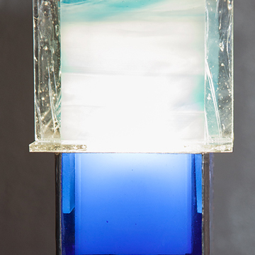 Bleu-Fonce-lampe-Patrick-Ducré